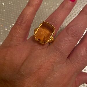 Elegant Gold Ring with Amber Stone